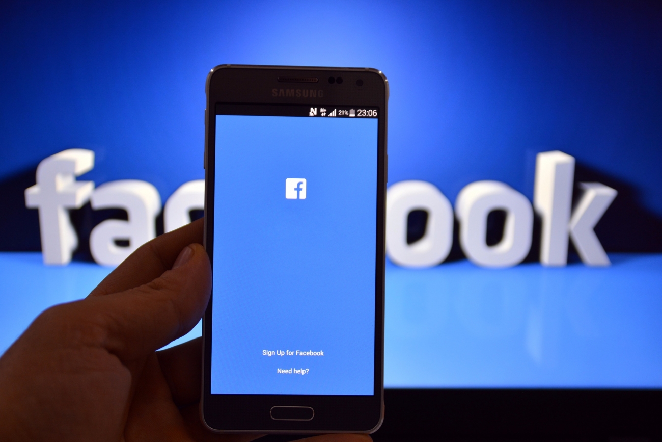 facebook - تاریخچه شبکه های اجتماعی