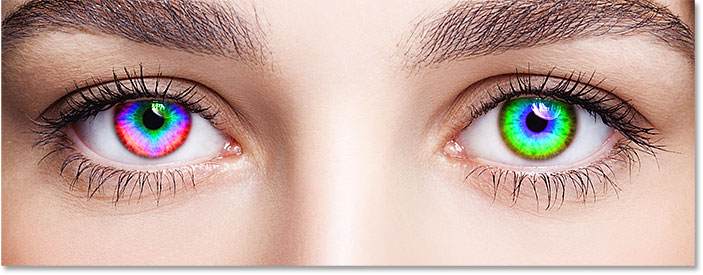 آموزش رنگین کمانی کردن چشم در photoshop - هر چشم با تغییری متفاوت از افکت تنظیم شده است.