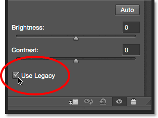 فعال کردن گزینه Use Legacy ( افزودن یک Brightness/Contrast در فتوشاپ )